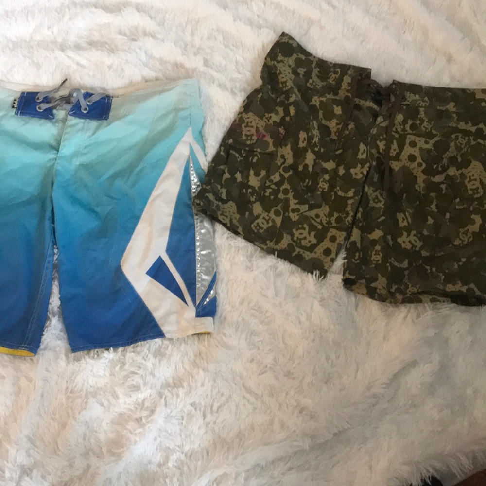 Women’s Board Shorts Volcom and DC